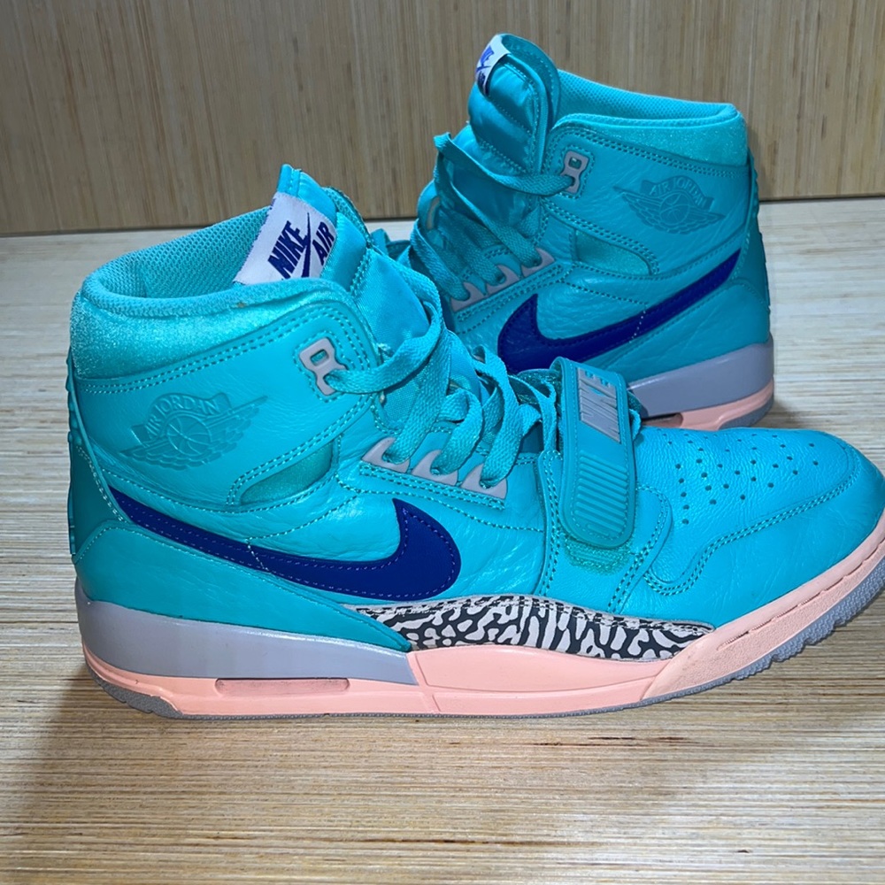 Jordan Legacy 312 Hyper Jade Size 11